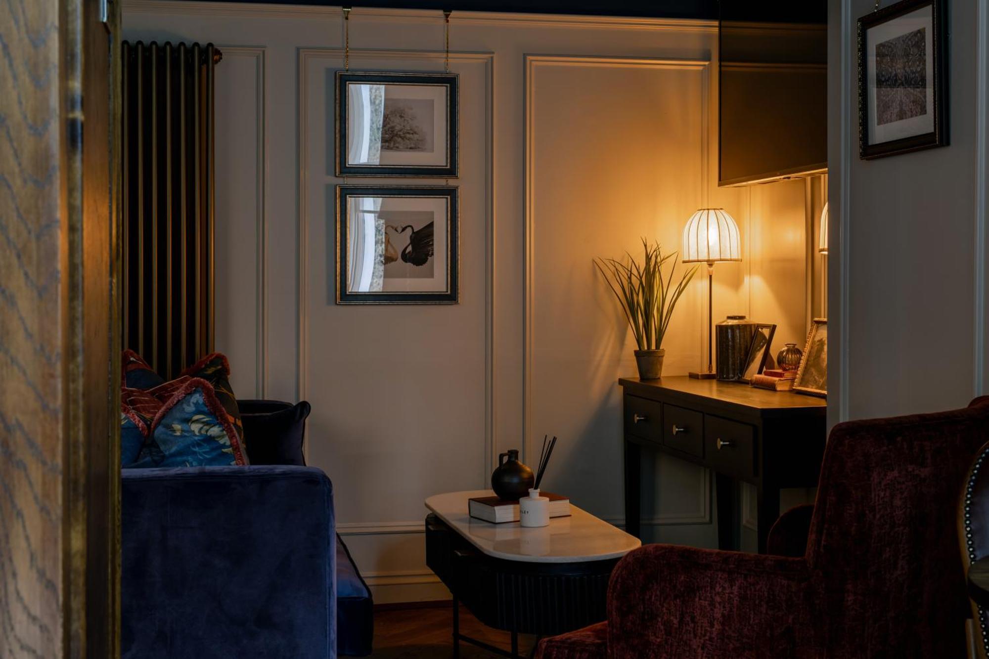 Worplesdon Place Hotel ギルフォード エクステリア 写真