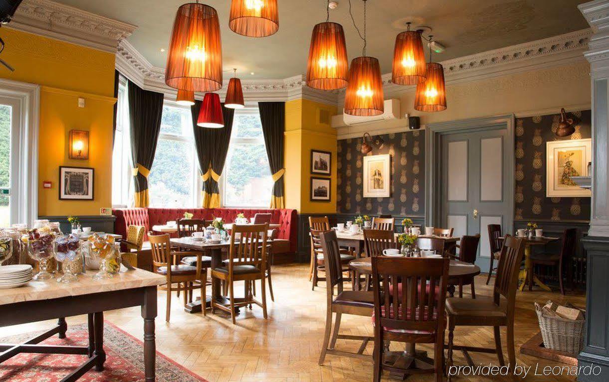 Worplesdon Place Hotel ギルフォード エクステリア 写真